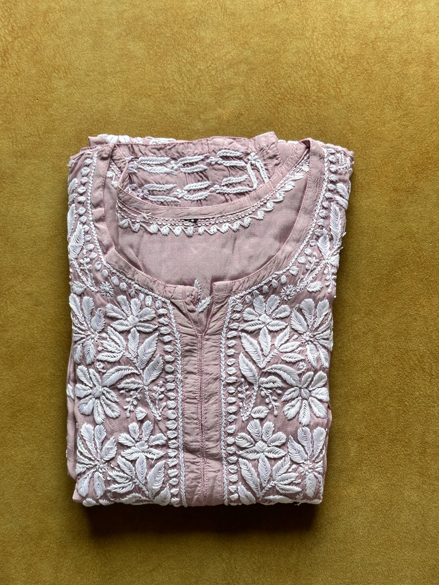 Chikankari Muslin Kurti (Ghaas-Patti)