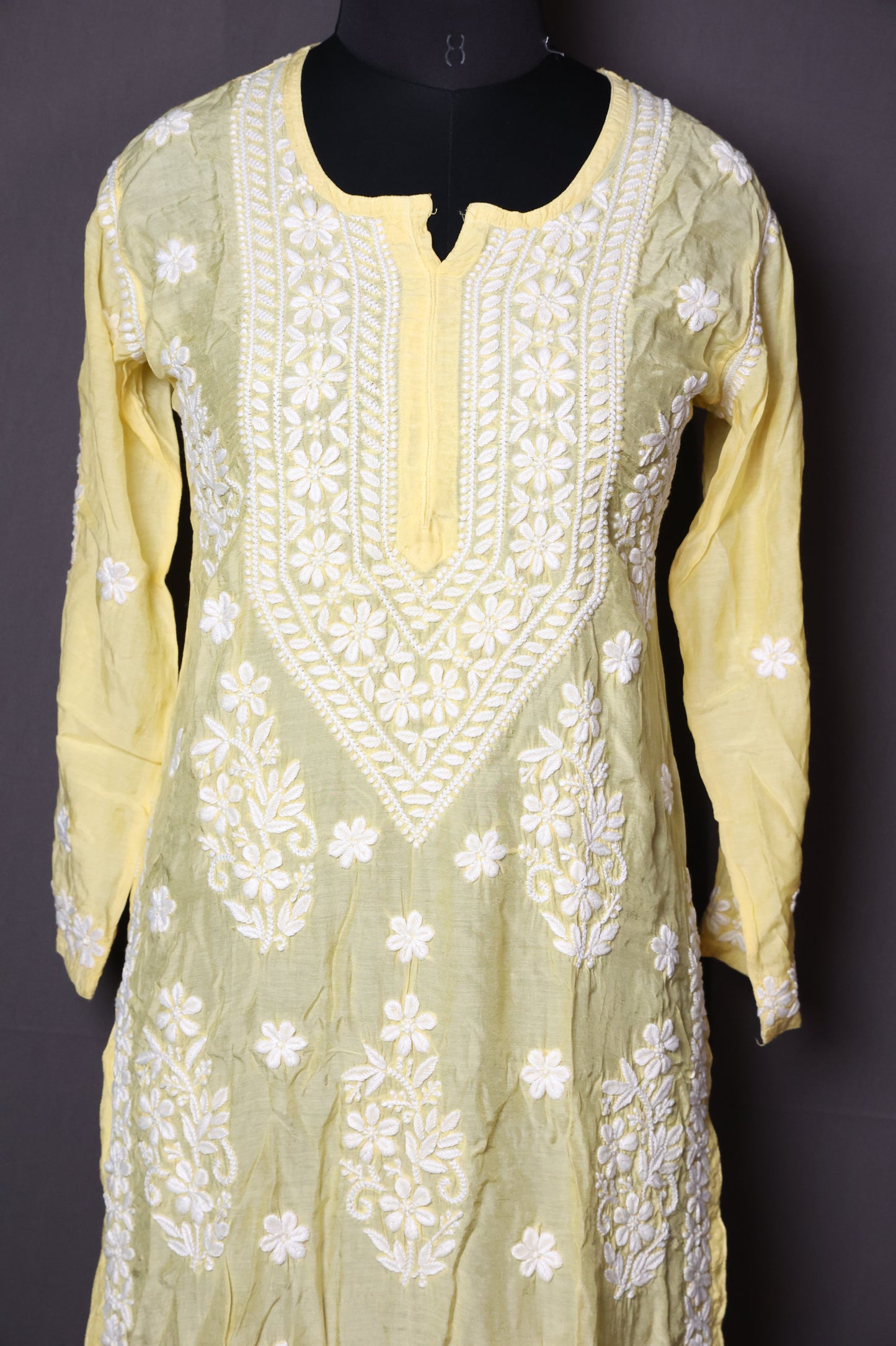 Chikankari Muslin Kurti with 3D work
